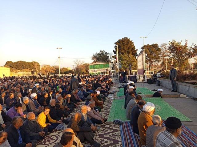 نماز باران در قزوین اقامه شد