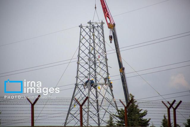 استاندار بوشهر: ۱۰ پروژه مهم برق استان باید با سرعت بیشتری تکمیل شود