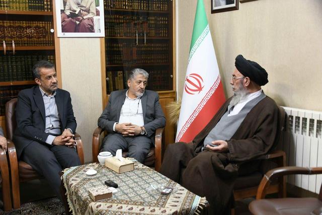 هشدار امام‌جمعه اصفهان نسبت به گسترش بی‌رویه دانشگاه‌ها و افت کیفیت آموزش عالی کشور