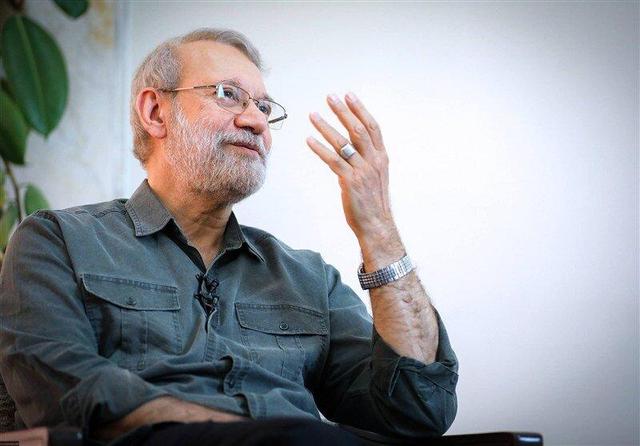 لاریجانی طرفدار کدام تیم است؟ +ویدیو