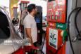 مدیرکل پخش فرآورده‌های نفتی یزد: جمع‌آوری کارت‌ سوخت آزاد شایعه است/برداشت ۴۰ درصد سوخت با کارت‌ اضطراری جایگاه