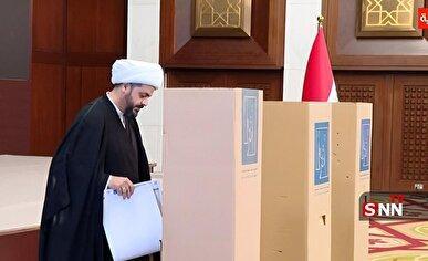 چهره‌های سیاسی عراق در نخستین ساعات رأی‌گیری، آرای خود را به صندوق انداختند + عکس و فیلم