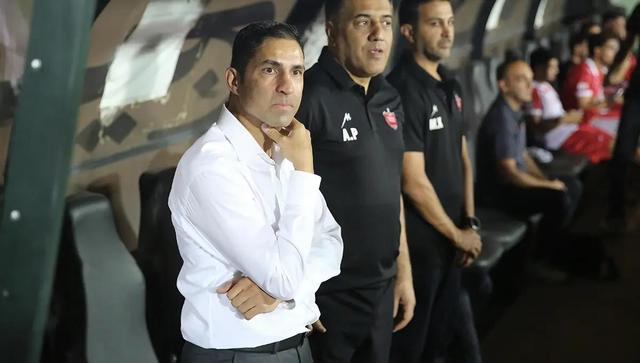 وحید هاشمیان اخلاق‌مدار یا حرفه‌ای؟ قضاوت‌ها درباره پول کامل قرارداد پرسپولیس