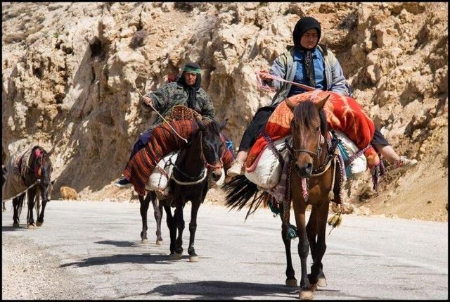 اصلاح و مرمت ۵۰ کیلومتر از مسیرهای عشایری دزفول