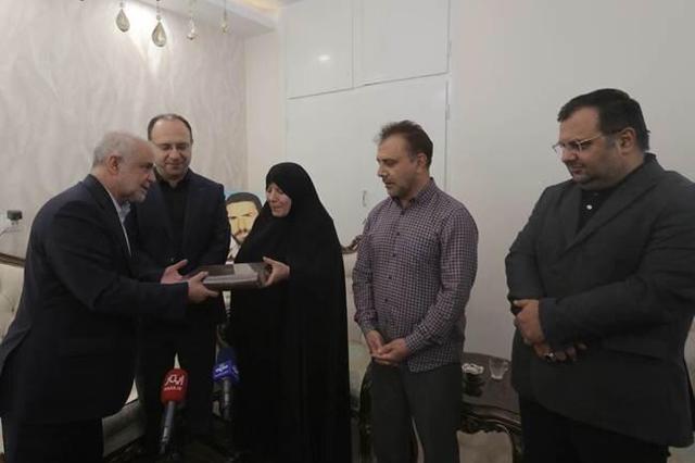 ۱۱ هزار فرزند شهید نخبه هستند