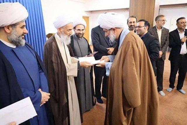 عکس | آیین تجلیل از برگزیدگان چهل‌وهشتمین مسابقات سراسری قرآن در مازندران برگزار شد