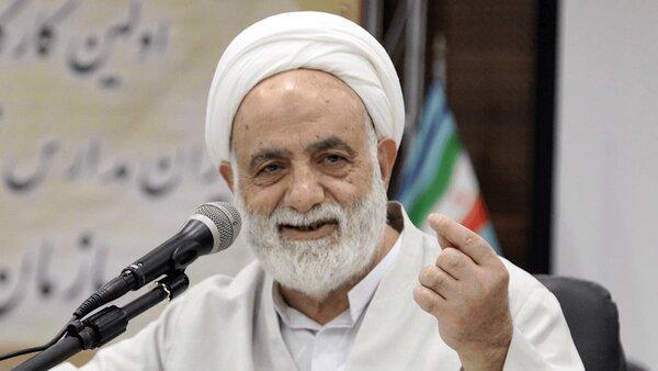 در انتخاب‌ها تعادل را حفظ کنید تا در مسیر صلاح بمانید