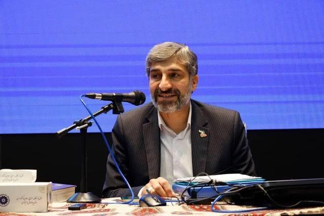 شناسایی ۵۰ مدرسه در چهارمحال و بختیاری برای اجرای طرح «قاضی-مدرسه» / گامی مهم در جهت تقویت آگاهی حقوقی دانش‌آموزان