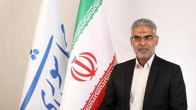 عضو کمیسیون اقتصادی مجلس: چرا باید در اهواز کیوسک یک دست فروش به خاطر قانون، خراب شود اما در مجلس در برابر قانون شکن فرش قرمز پهن می شود؟!