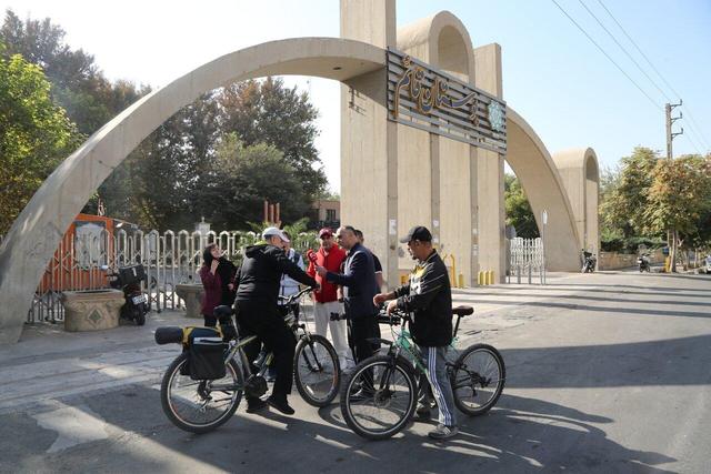 تریبون آزاد همشهری در منطقه ۱۸