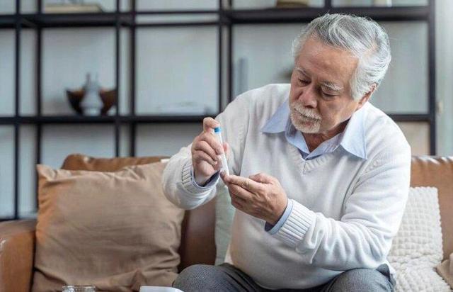 دیابت؛ بحرانی مهم‌تر از کرونا | نگرانی از پر شدن ICU و CCU با بیماران دیابتی