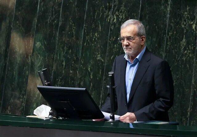 پزشکیان: حق نداریم برای مردم قیافه بگیریم |‌ هرکس نمی‌خواهد خدمت کند از دولت برود | نمی‌توانیم حکومت کنیم، اما مردم گرسنه باشند