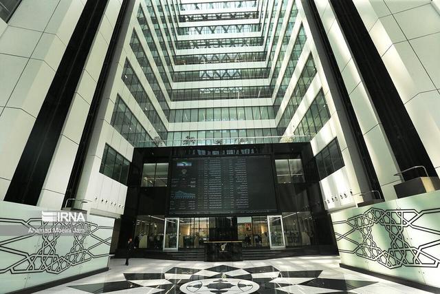 کاهش ۸ هزار واحدی شاخص کل بورس در معاملات امروز