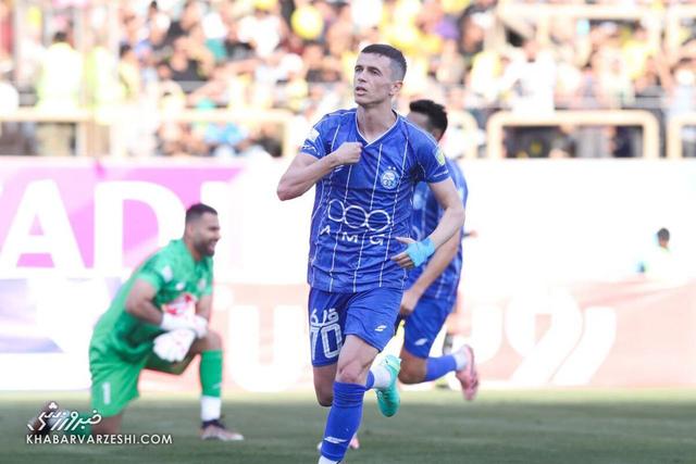 ستاره محبوب استقلال آماده درخشش مقابل انگلیس برای صعود به جام جهانی