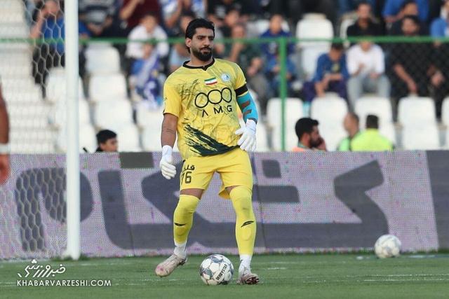 تکلیف دروازه‌بان استقلال در دربی جمعه مشخص می‌شود 