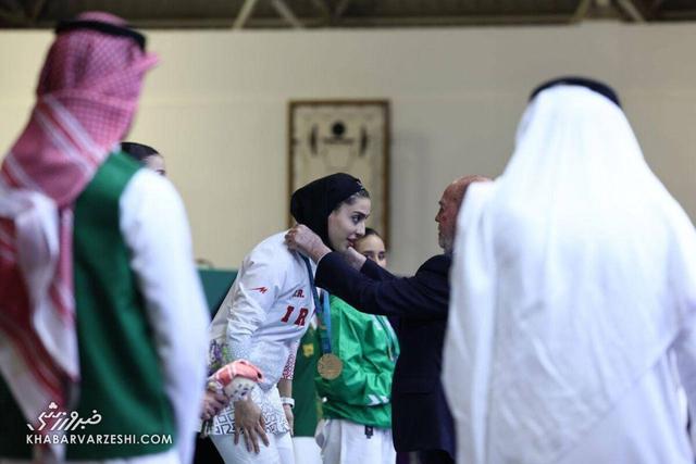 ویدیو| کاتای انفرادی فاطمه صادقی؛ دختر کاتاروی تهرانی طلا گرفت