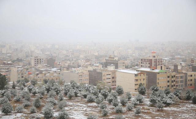 احتمال بارش پراکنده باران؛ هشدار افزایش غلظت آلاینده‌ها در کلان‌شهرها