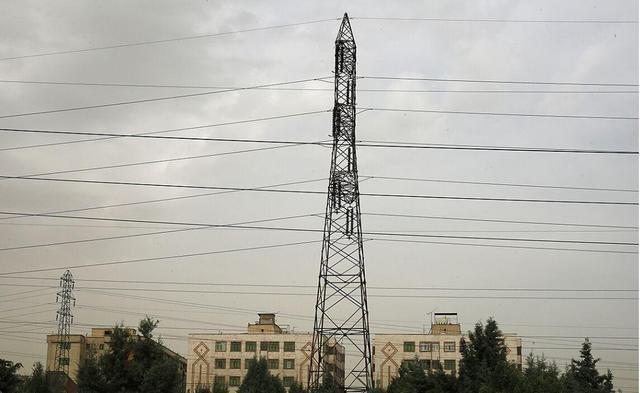 زندگی ۲۰۰ هزار نفر در «پهنه‌های در معرض خطر»