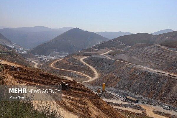 دریافت عوارض صادراتی بدون تعیین فهرست مواد خام، غیرقانونی است