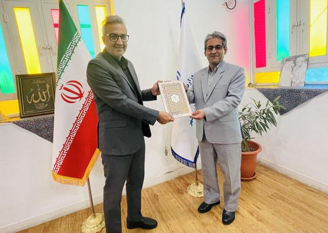 خبرنگار مهر در خارگ تجلیل شد