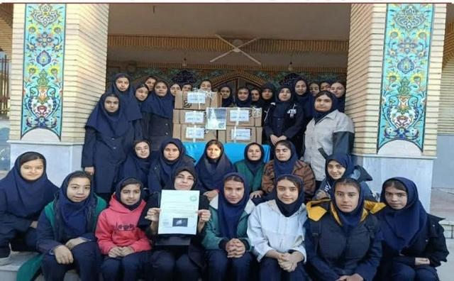 ترویج فرهنگ مطالعه و هنر در مدارس ملایر در هفته کتاب