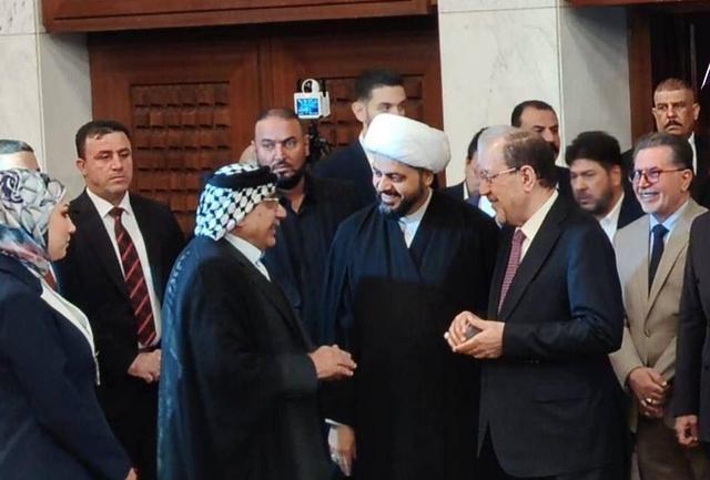 شخصیت های سیاسی عراق به پای صندوق های رای رفتند+عکس