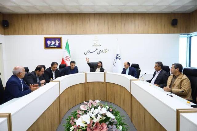 استاندار همدان: مسیر توسعه با تکیه بر اقتصاد مقاومتی و سرمایه‌گذاری شتاب گرفته است