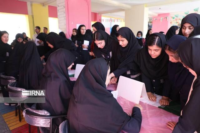 انتخابات شوراهای دانش آموزی تمرین مشارکت اجتماعی و سیاسی است