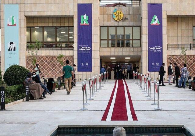 نقش دوستی ایران و روسیه/ نمایشگاه نقاشی در تهران افتتاح می‌شود