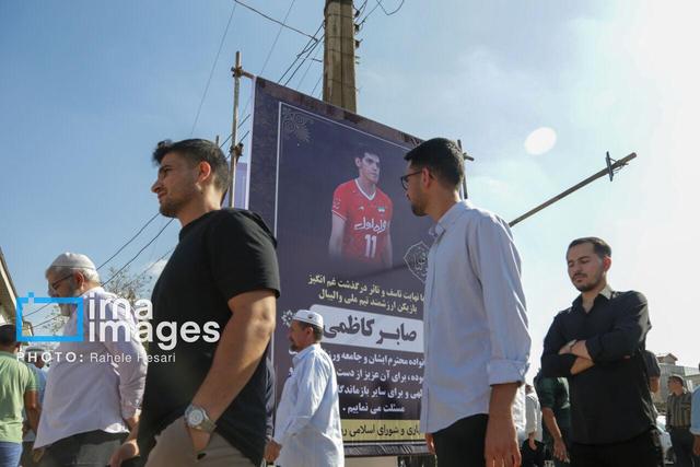 ابراز همدردی مقام معظم رهبری با خانواده زنده‌یاد صابر کاظمی