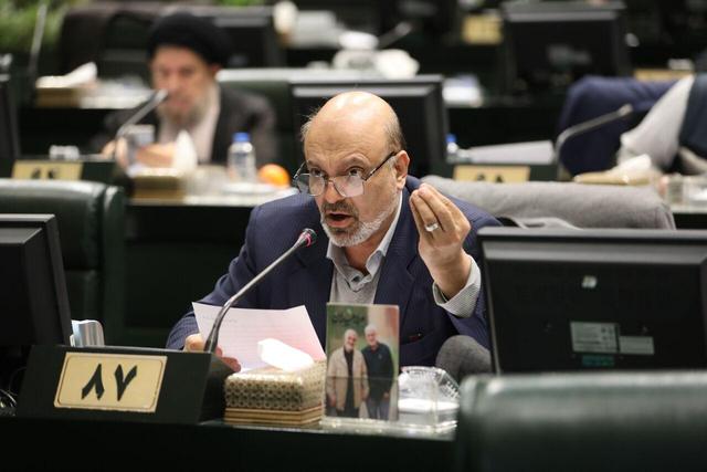 رئیس کمیسیون آموزش:در اجرای برنامه، دولت و مجلس باید وظایف خود را عمل کنند