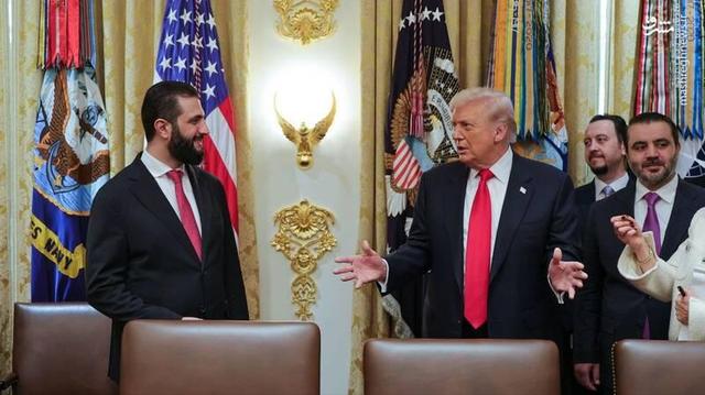 کارتونیست یمنی سراغ جولانی رفت