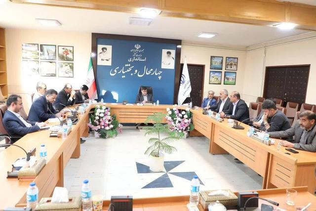 تأکید استاندار چهارمحال و بختیاری بر حمایت همه‌جانبه از تولید