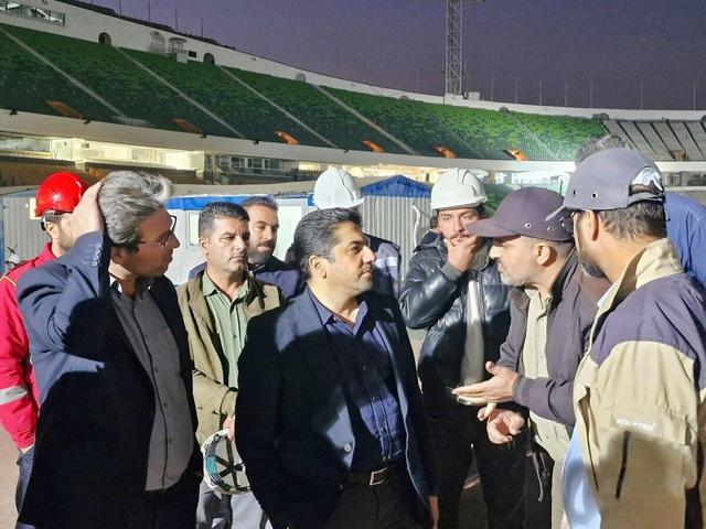 بازدید مدیرعامل و معاون فنی شرکت توسعه و تجهیز اماکن ورزشی از ورزشگاه آزادی/ تداوم تلاش‌های شبانه پیش از افتتاح+ تصاویر