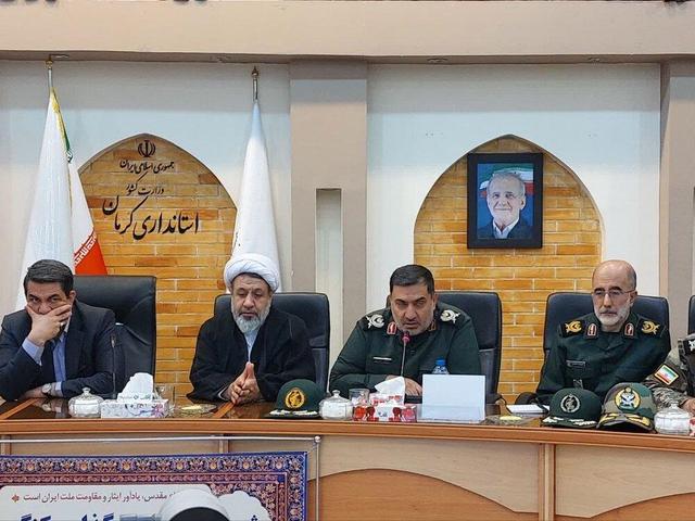 نماینده ولی فقیه در استان کرمان:شهیدان بهترین هدایتگران در مدیریت نسل‌ها به شمار می‌روند