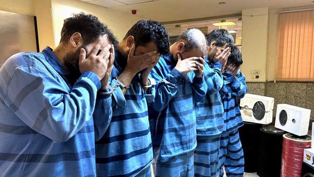 آخرین صبح ۴ محکوم به قصاص در زندان قزل‌حصار | از بین ۷ محکوم به قصاص ۳ نفر از آنها مهلت گرفتند و بقیه قصاص شدند