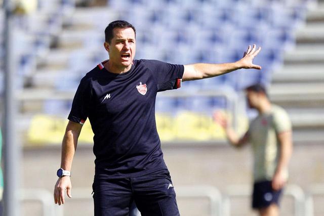 کسی که دستور اخراج علی دایی را صادر کرده بود... | ماجرای وحید و پرسپولیس به کجا رسید؟