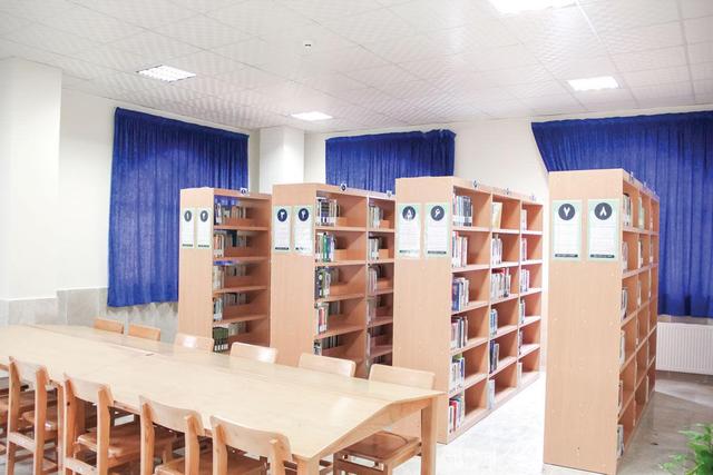 کمک ۱۳۴ میلیون تومانی انجمن خیران کتابخانه به کتابخانه‌های خراسان شمالی