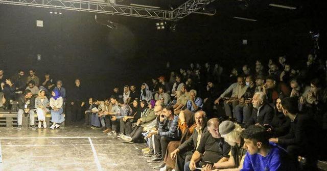 پایان اجراهای سی‌وهفتمین جشنواره تئاتر مازندران با استقبال بیش از دو هزارنفری