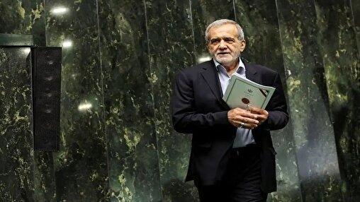 وظیفه رئیس جمهور حل مسائل است نه صرفا بیان آن / پزشکیان مبتنی بر واقعیت عمل نکرد