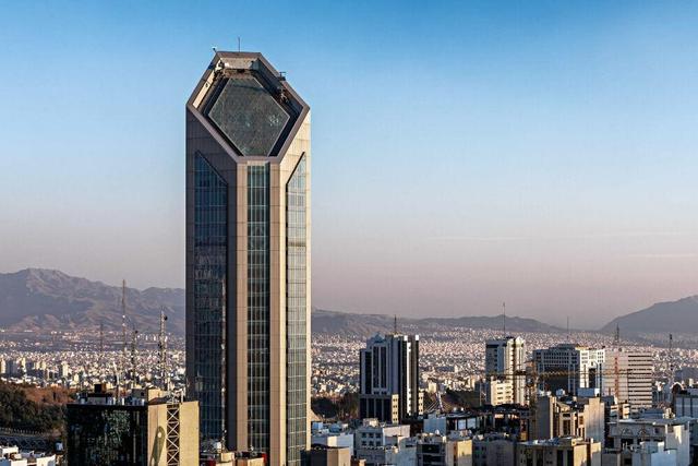 برج جهان کودک به سهامداران بانک آینده می‌رسد