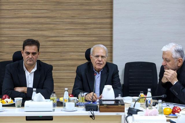 تأکید بر تداوم همکاری و توسعه زیرساخت‌های اقتصادی در اتاق بازرگانی اهواز