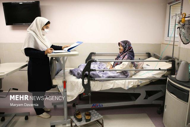 بحران کمبود پرستار به شکل منطقه‌ای حل شود