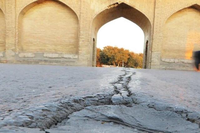 فرونشست بحران ملی اصفهان؛همکاری علمی برای صیانت از میراث جهانی آغاز شد