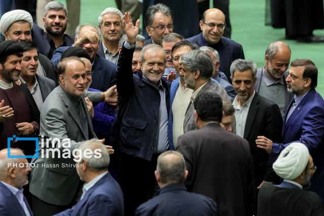 بررسی عملکرد برنامه توسعه حین اجرا برای نخستین بار در تاریخ؛ مجلس و دولت متعهد و همراه