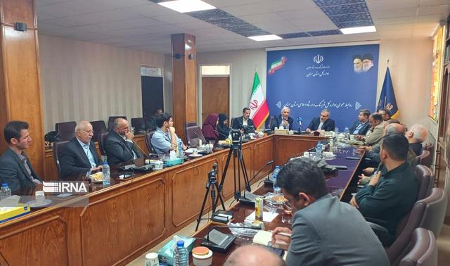 رسانه‌ها در تقلای بقا؛ «به چه سازی بنویسیم؟»