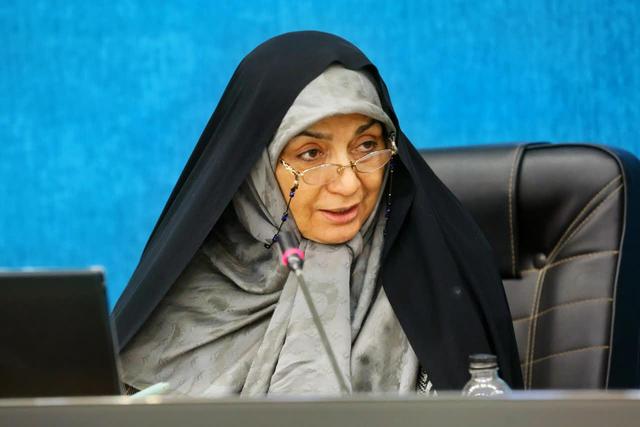 بانوان تحصیل‌کرده و جوان، نیروی محرک توسعه کشور هستند