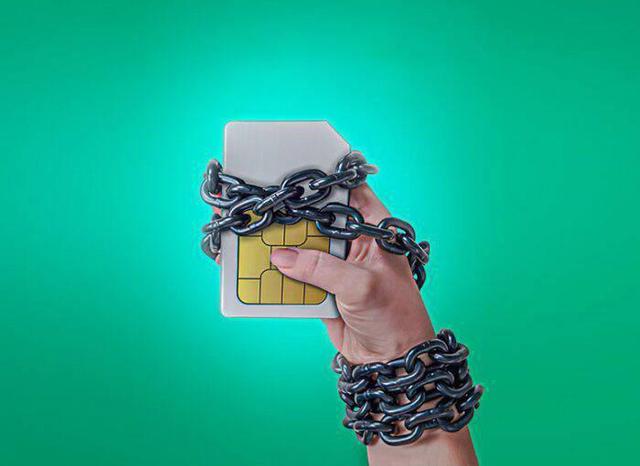 بن‌بست خطوط حقوقی؛ هزاران مشترک در میانه تله همراه اول و سکوت ناظر