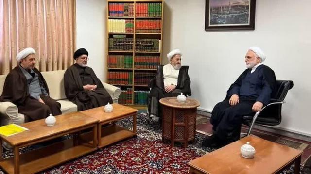 رئیس قوه قضاییه با آیتالله سبحانی دیدار کرد