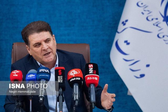 معاون سیاسی وزیر کشور: هیچ گروهی نباید از چتر نظام جمهوری اسلامی خارج بماند